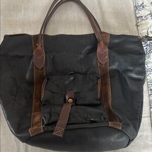 Stylish Black and Brown Tote Bag by Sundance made in Italy